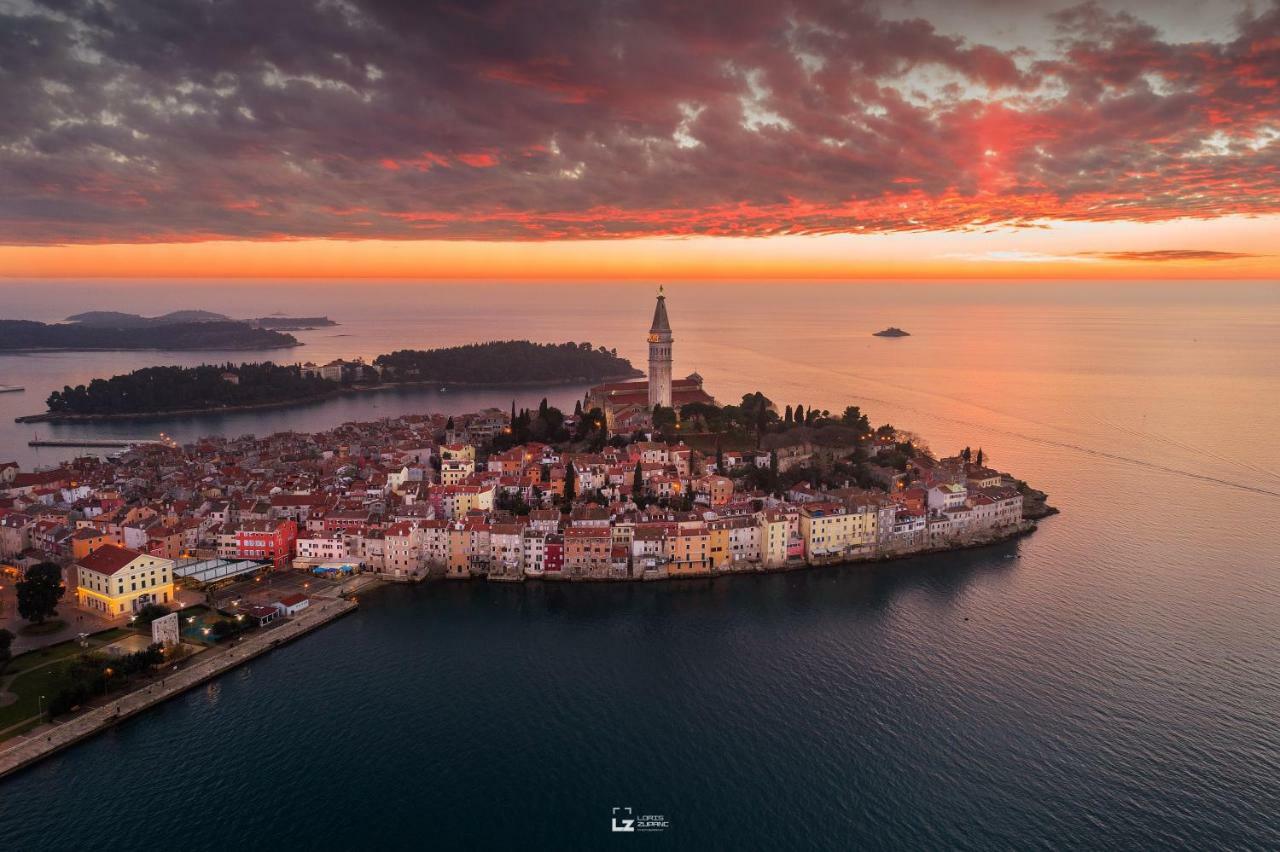 Apartment Bordeaux 29 Rovinj Exterior photo